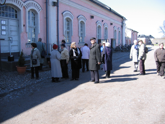 Kokoontuminen Suomenlinnassa